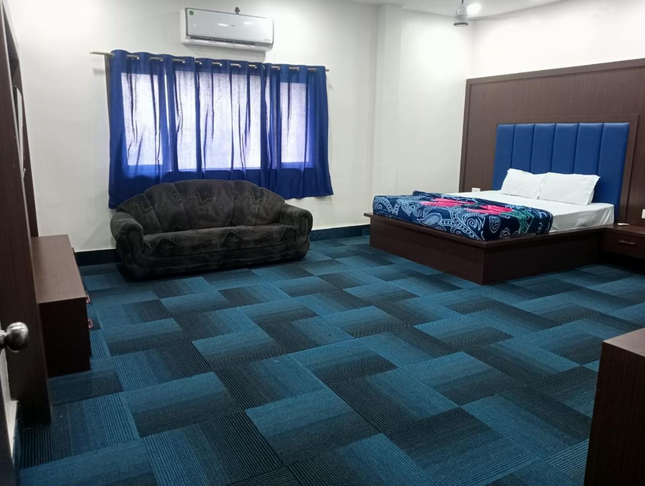 The Prestige Hotel & Convention Panposh Luaran gambar