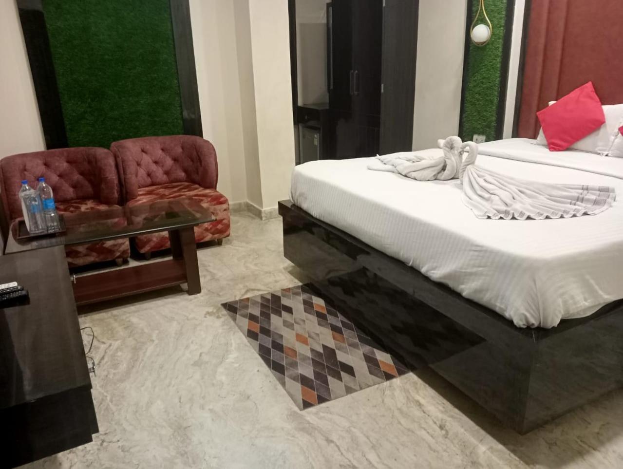 The Prestige Hotel & Convention Panposh Luaran gambar